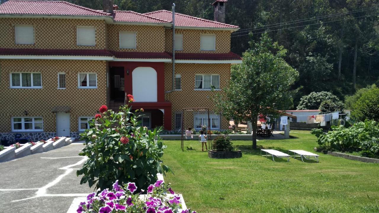Apartamentos Ondina Soto de Luiña Dış mekan fotoğraf